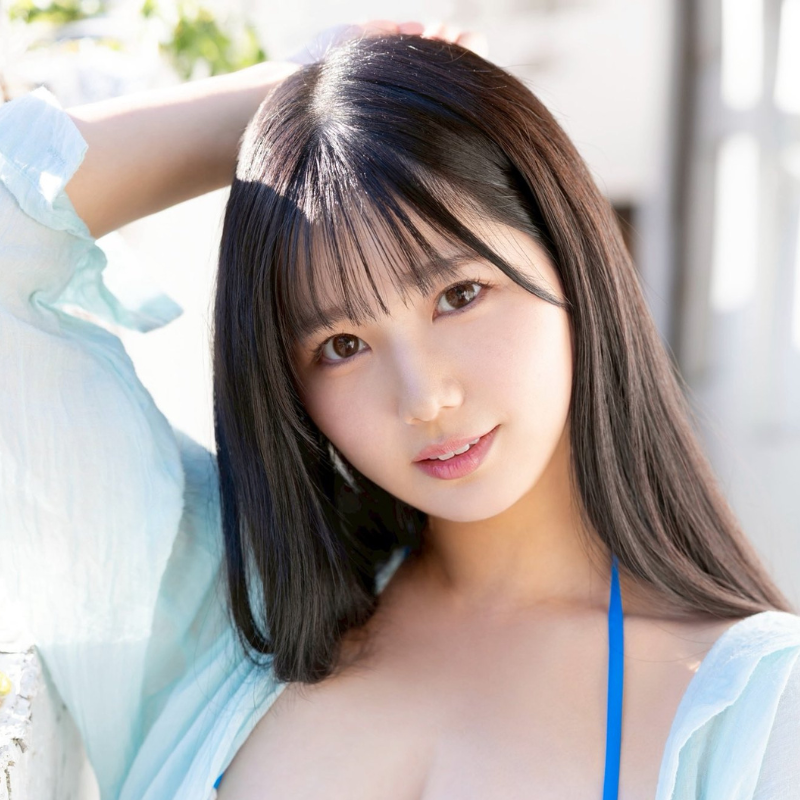 純白彩永（21歳）